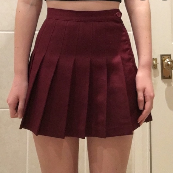 American Apparel Tennis Skirt - Picture 5 of 14